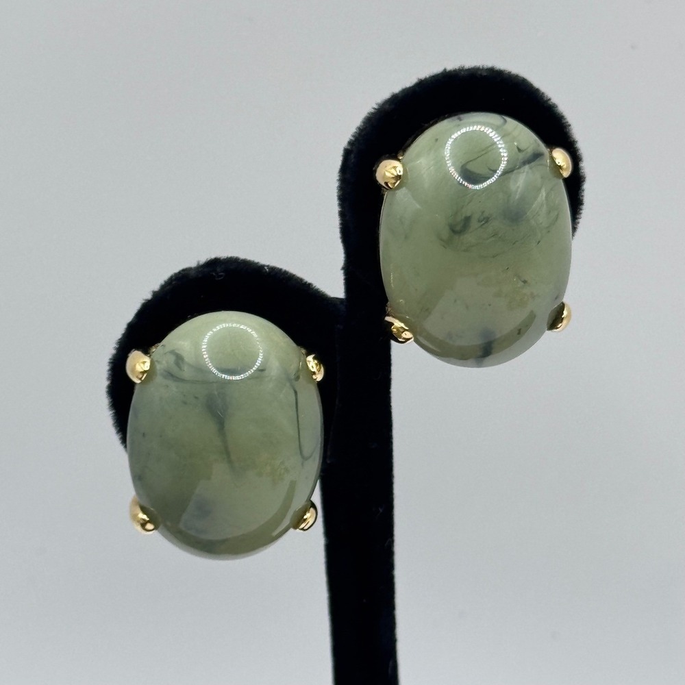 Joanโ Rivers Earrings Green Acrylic Cabochon Gold Tone Clip On